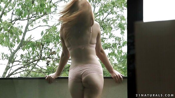 Космата путка красавица Джесика Райън отнема всеки инч bezplatni porno klipove от този голям пишка
